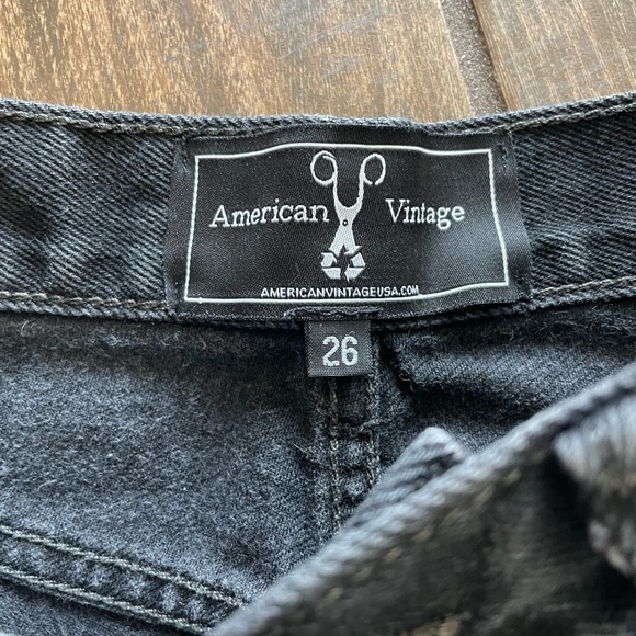 Vintage Studded Levis’s Jeans - Picture 4 of 12